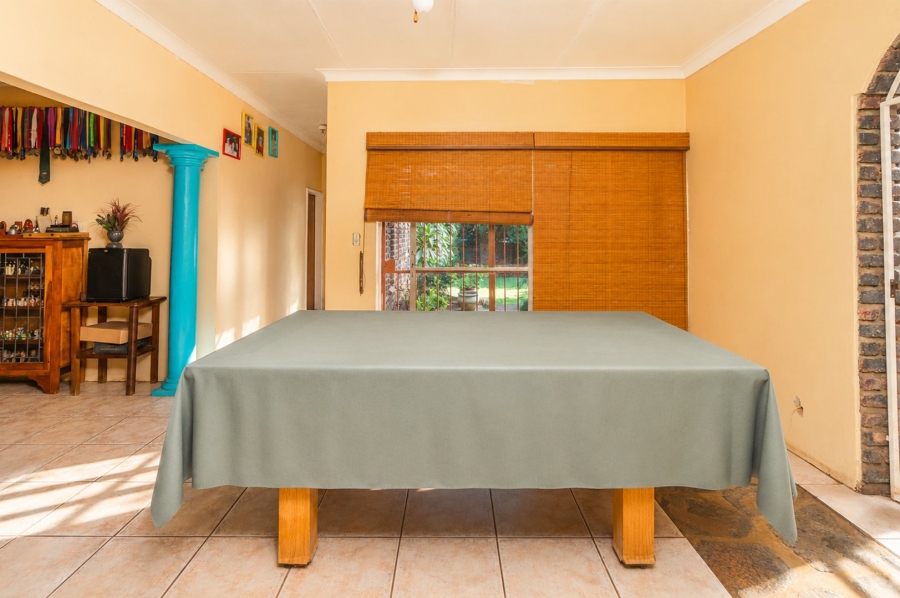 4 Bedroom Property for Sale in Dorandia Gauteng