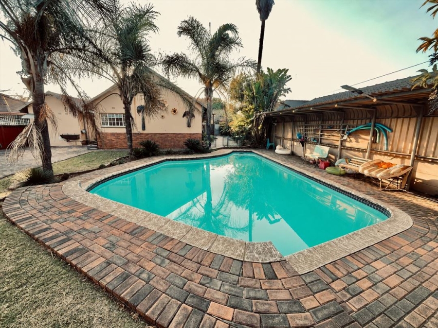 4 Bedroom Property for Sale in Witfield Gauteng