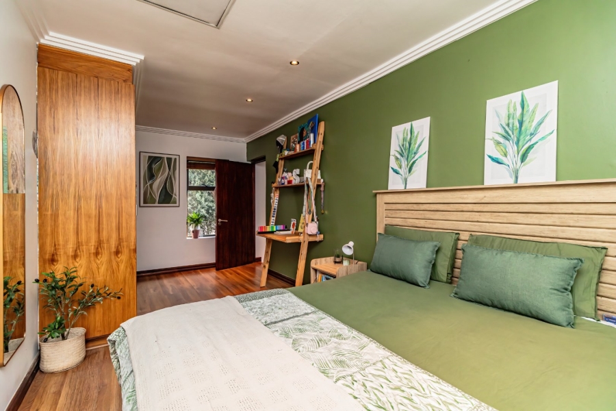 To Let 5 Bedroom Property for Rent in Serengeti Lifestyle Estate Gauteng