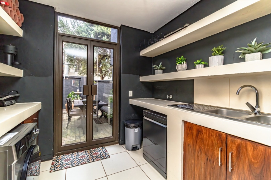 To Let 5 Bedroom Property for Rent in Serengeti Lifestyle Estate Gauteng