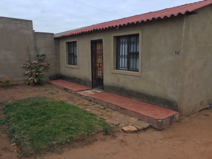 2 Bedroom Property for Sale in Naledi Gauteng