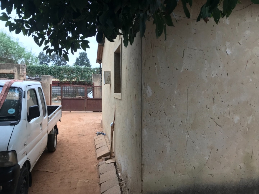 2 Bedroom Property for Sale in Naledi Gauteng
