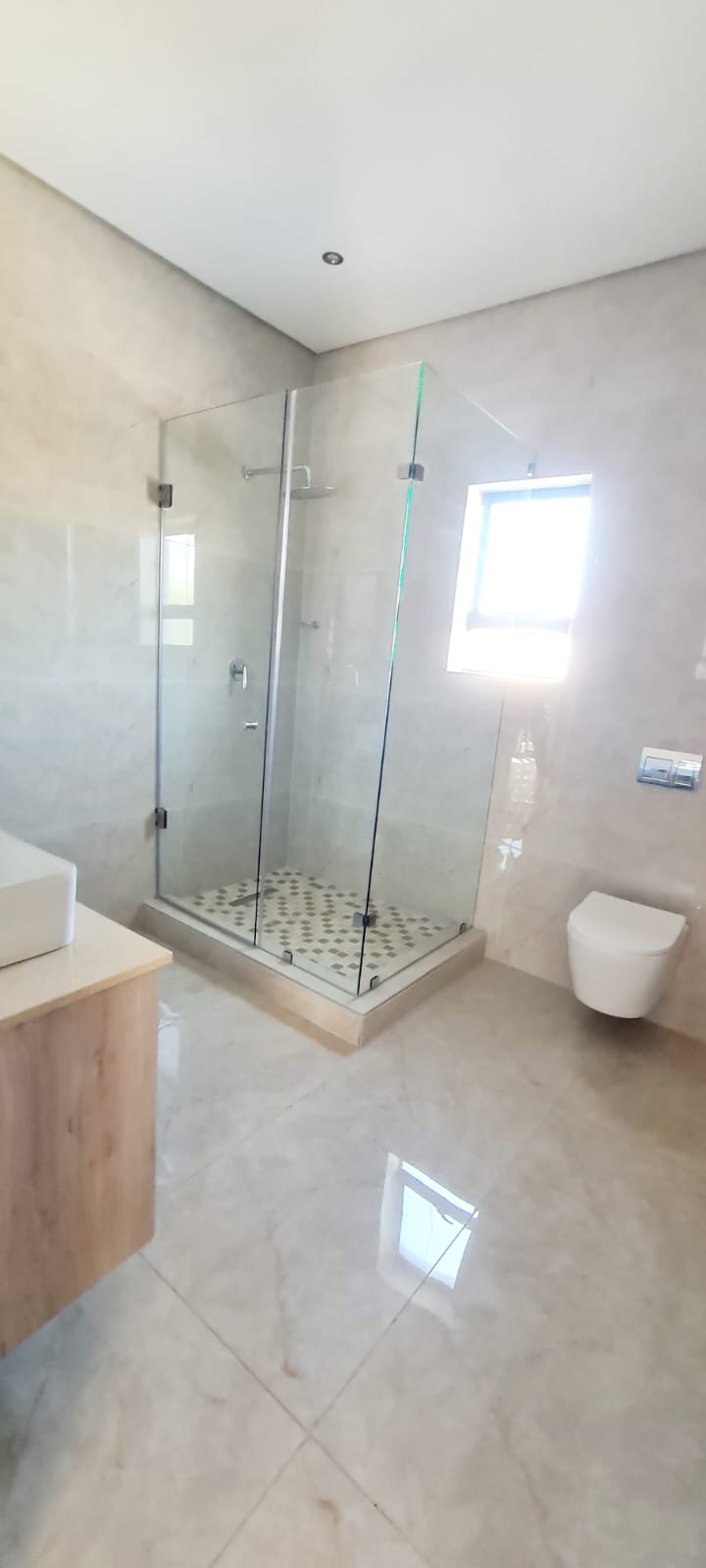 4 Bedroom Property for Sale in Blue Hills Gauteng