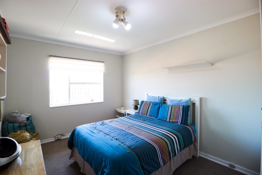 5 Bedroom Property for Sale in Corlett Gardens Gauteng