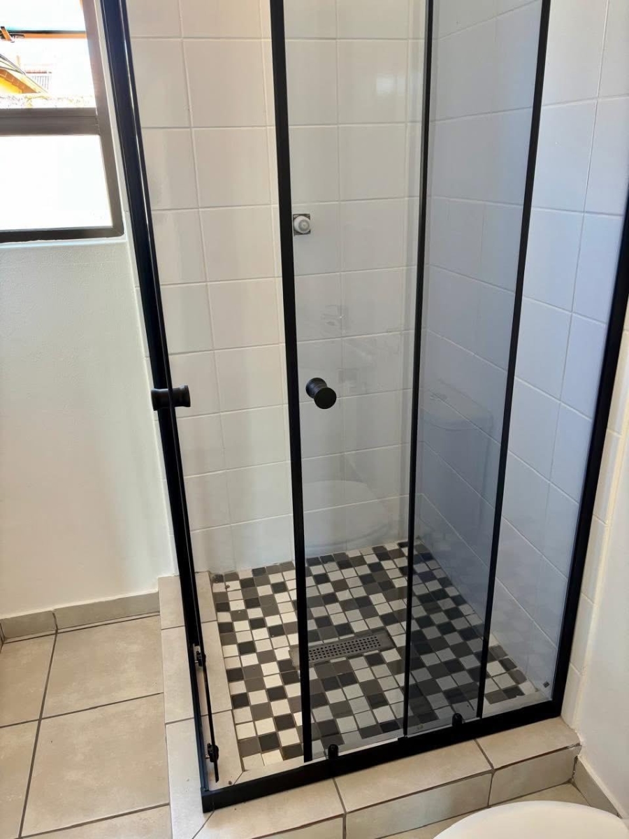 3 Bedroom Property for Sale in Windmill Park Gauteng