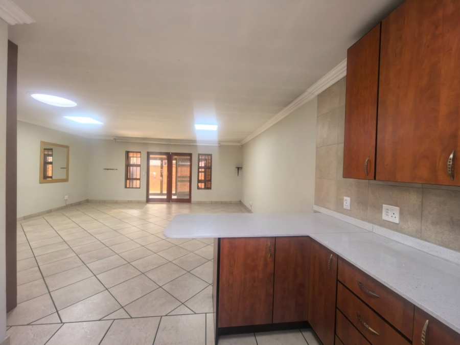 3 Bedroom Property for Sale in Bartlett Gauteng
