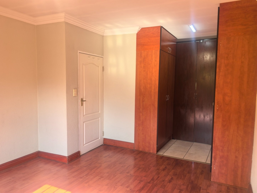 3 Bedroom Property for Sale in Bartlett Gauteng