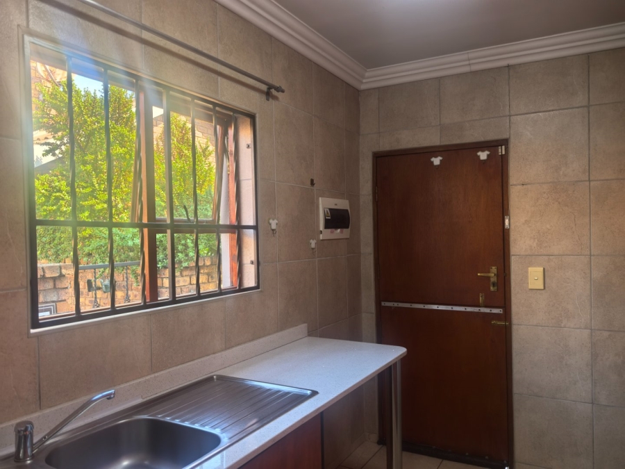 3 Bedroom Property for Sale in Bartlett Gauteng