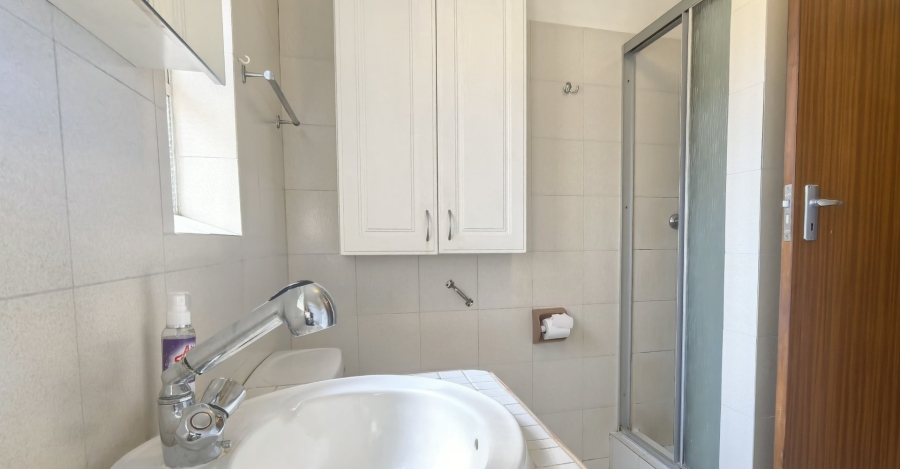 To Let 1 Bedroom Property for Rent in Brummeria Gauteng