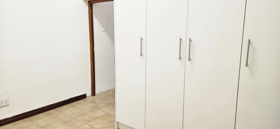 1 Bedroom Property for Sale in Moret Gauteng