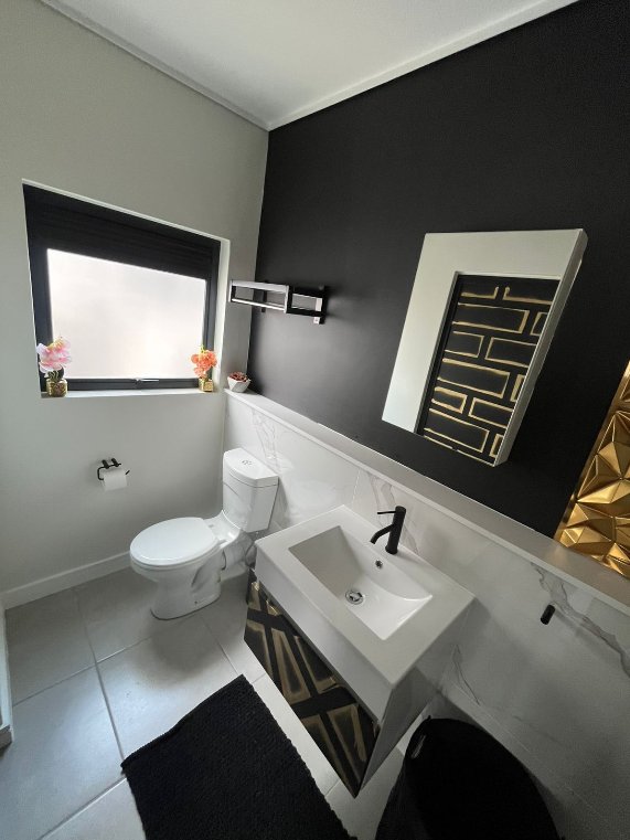 To Let 1 Bedroom Property for Rent in Waterfall Gauteng