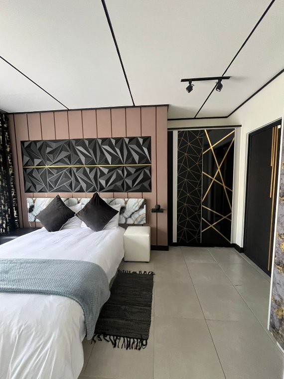 To Let 1 Bedroom Property for Rent in Waterfall Gauteng