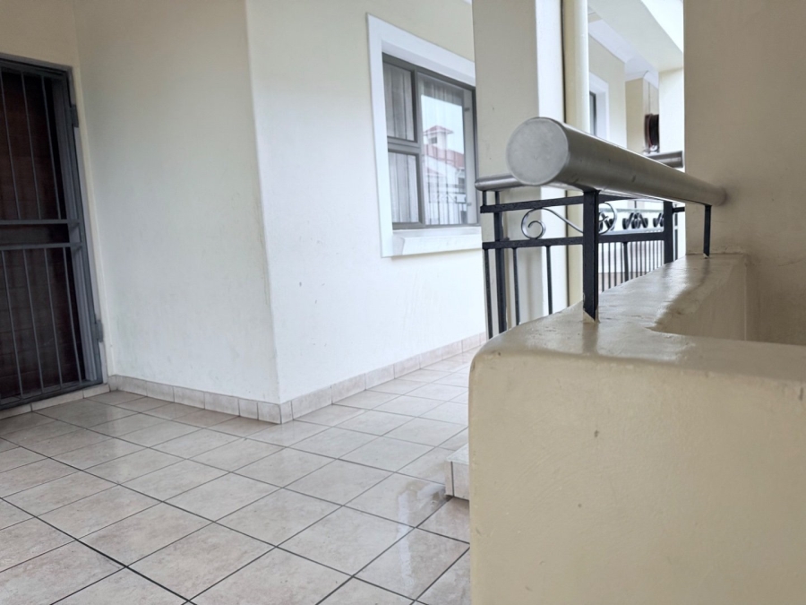 To Let 2 Bedroom Property for Rent in Halfway House Gauteng