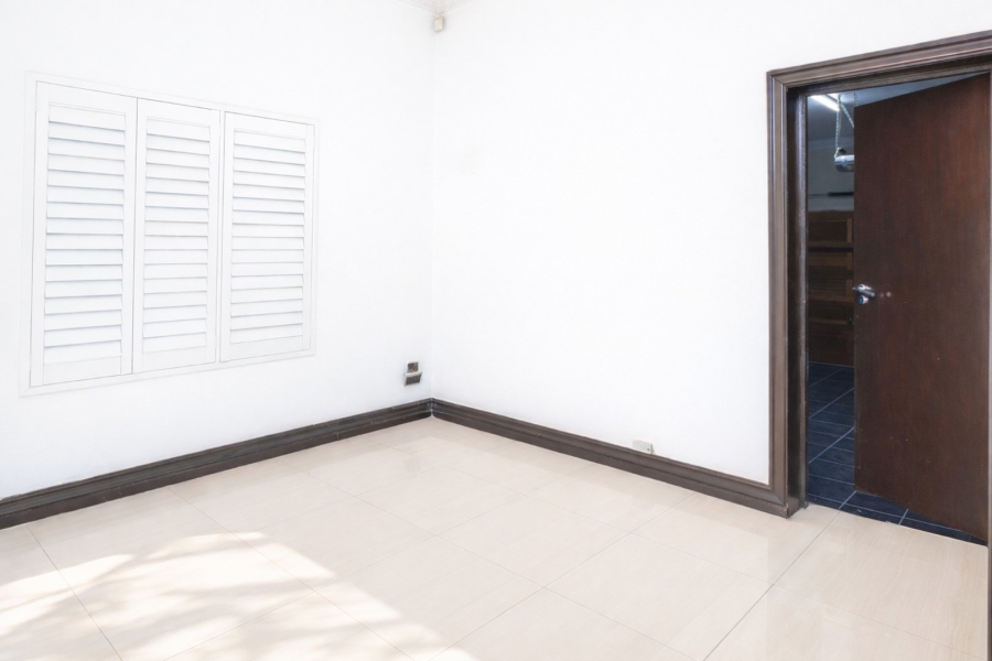 To Let 4 Bedroom Property for Rent in Blue Valley Golf Estate Gauteng