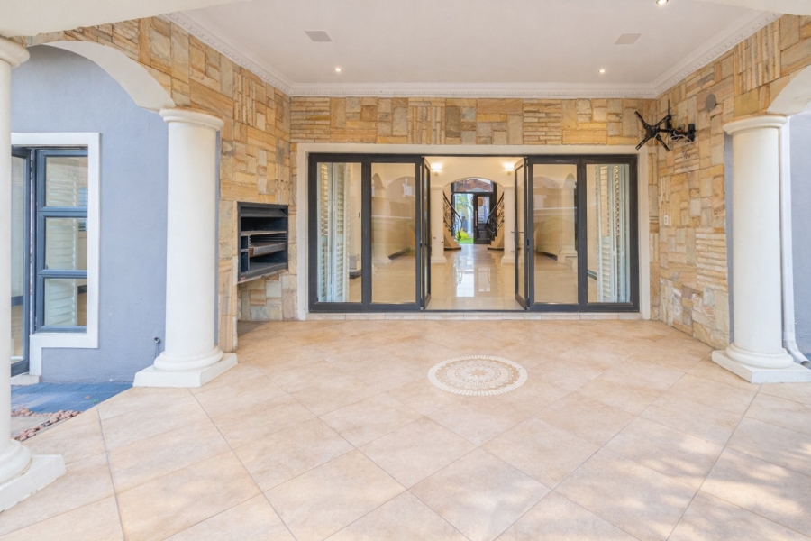 To Let 4 Bedroom Property for Rent in Blue Valley Golf Estate Gauteng