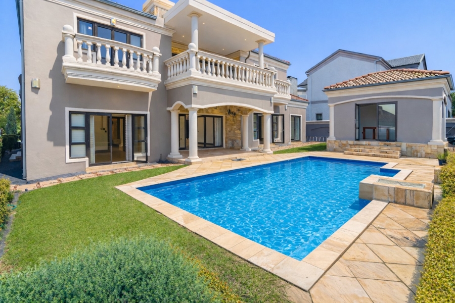 To Let 4 Bedroom Property for Rent in Blue Valley Golf Estate Gauteng