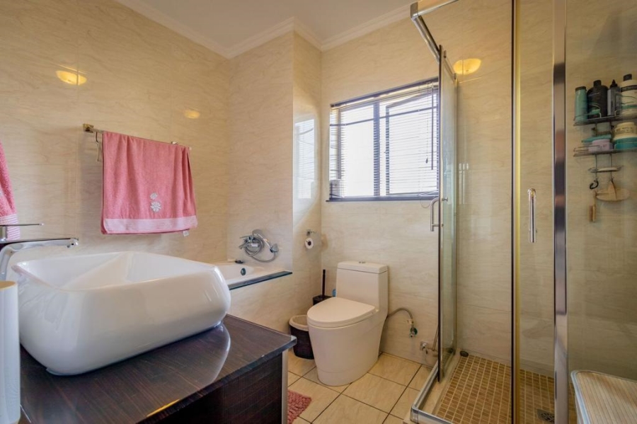 To Let 3 Bedroom Property for Rent in Craigavon Gauteng