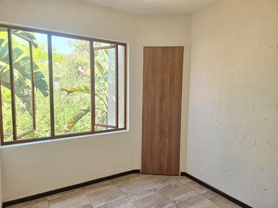 To Let 2 Bedroom Property for Rent in North Riding AH Gauteng