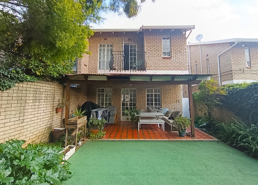 To Let 3 Bedroom Property for Rent in Hyde Park Gauteng