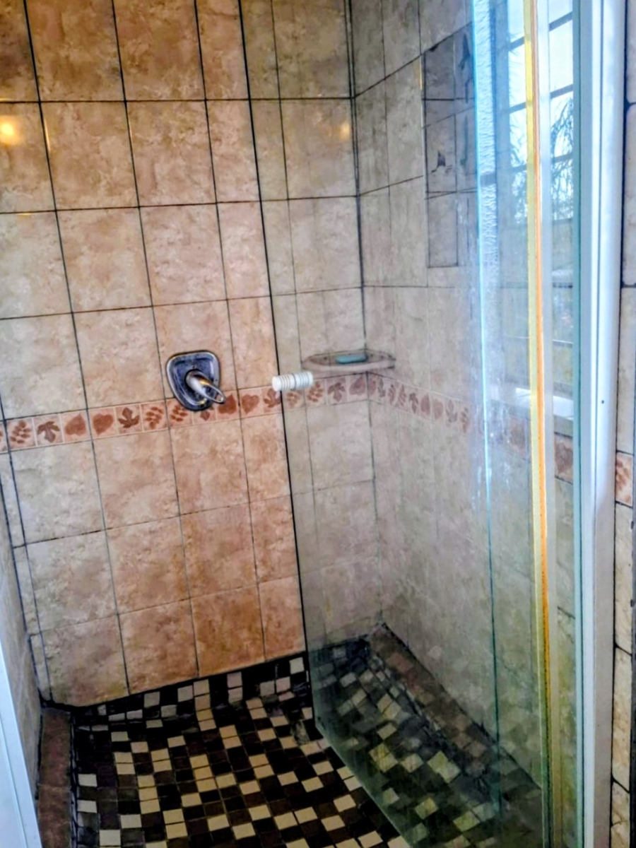 3 Bedroom Property for Sale in Roodekrans Gauteng