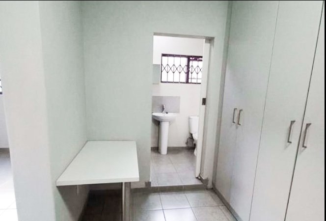 1 Bedroom Property for Sale in Bedfordview Gauteng