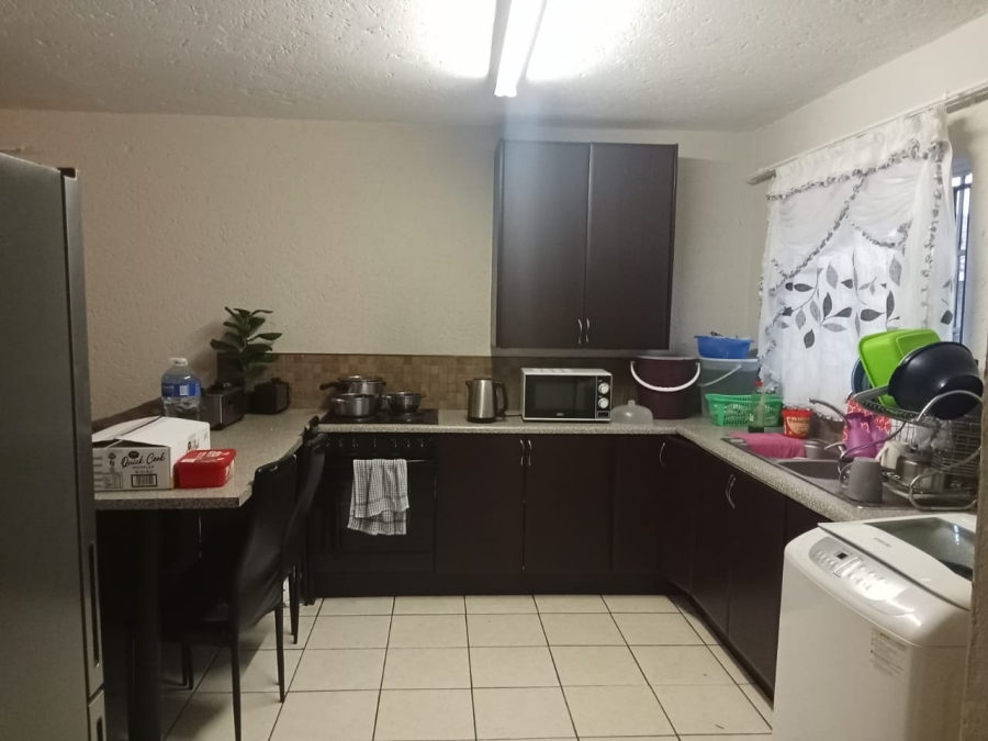 To Let 3 Bedroom Property for Rent in Randfontein Central Gauteng