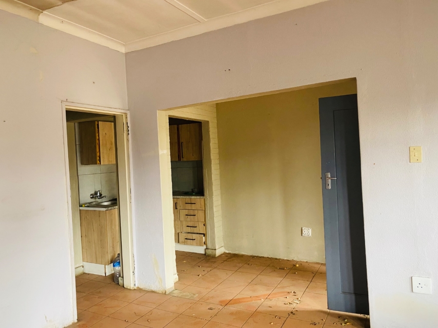  Bedroom Property for Sale in Capital Park Gauteng