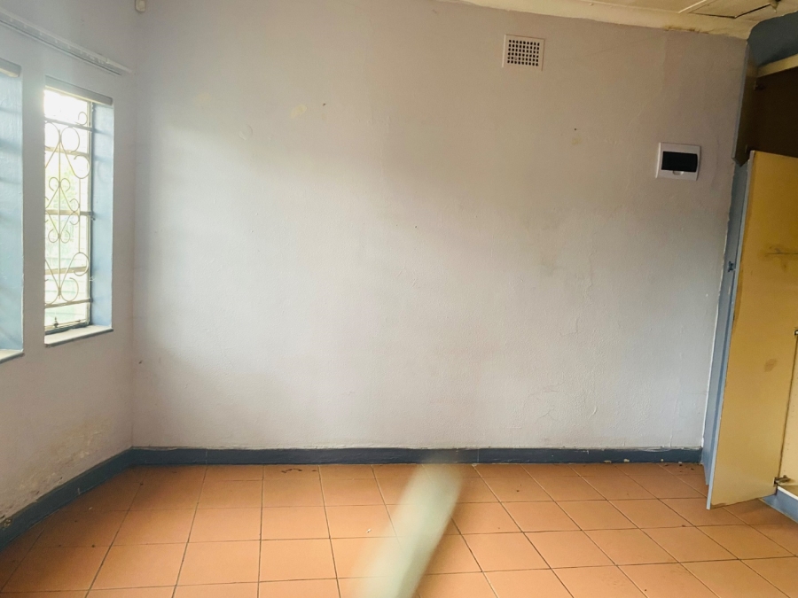  Bedroom Property for Sale in Capital Park Gauteng