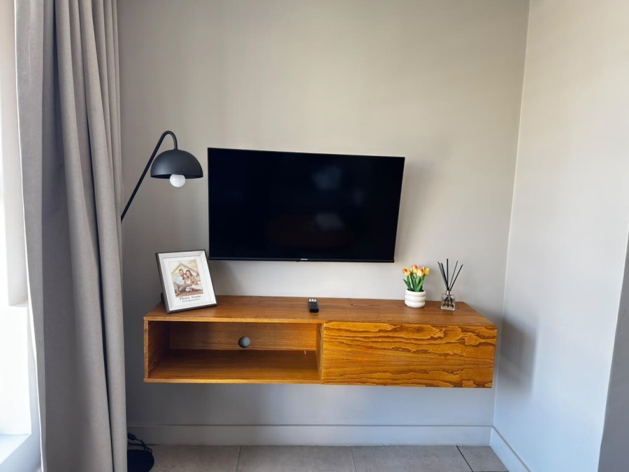To Let 2 Bedroom Property for Rent in Sandton Central Gauteng