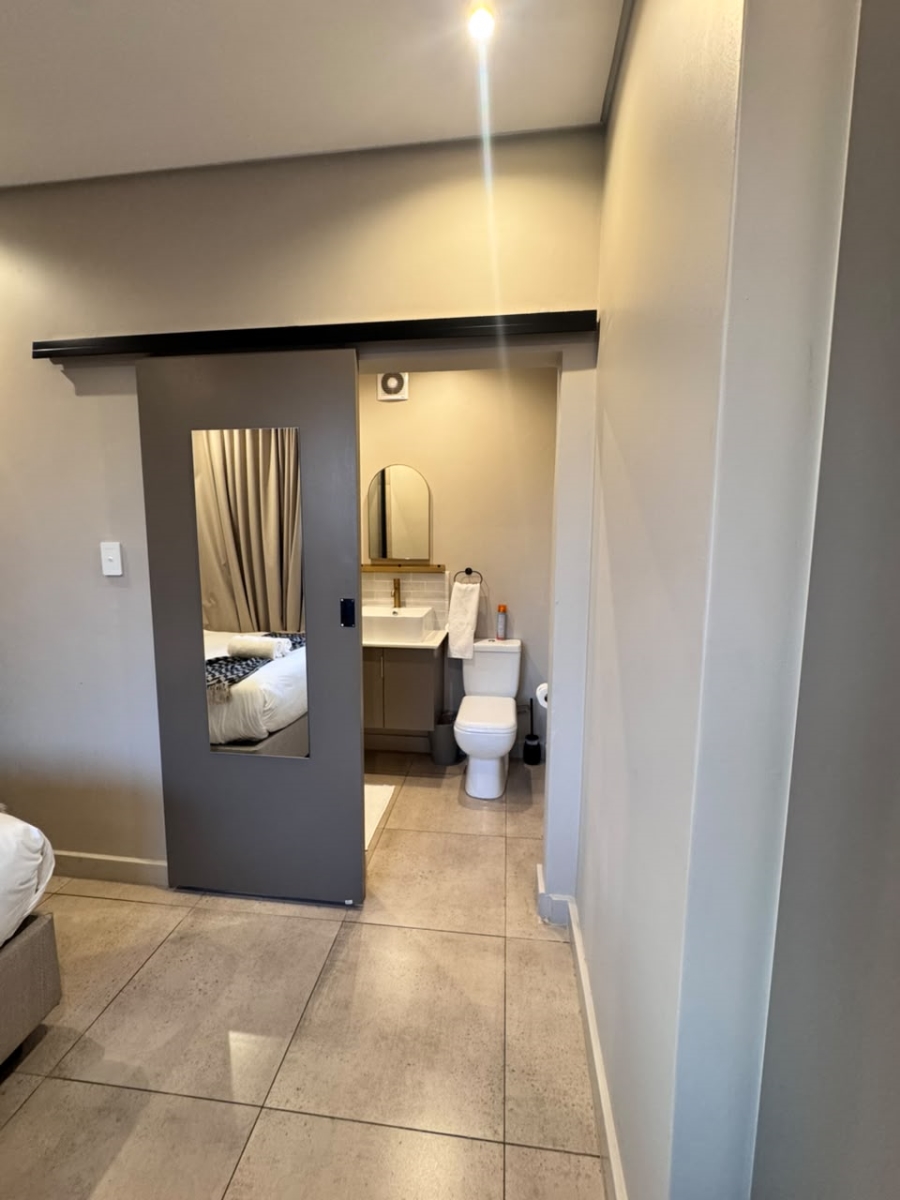 To Let 2 Bedroom Property for Rent in Sandton Central Gauteng
