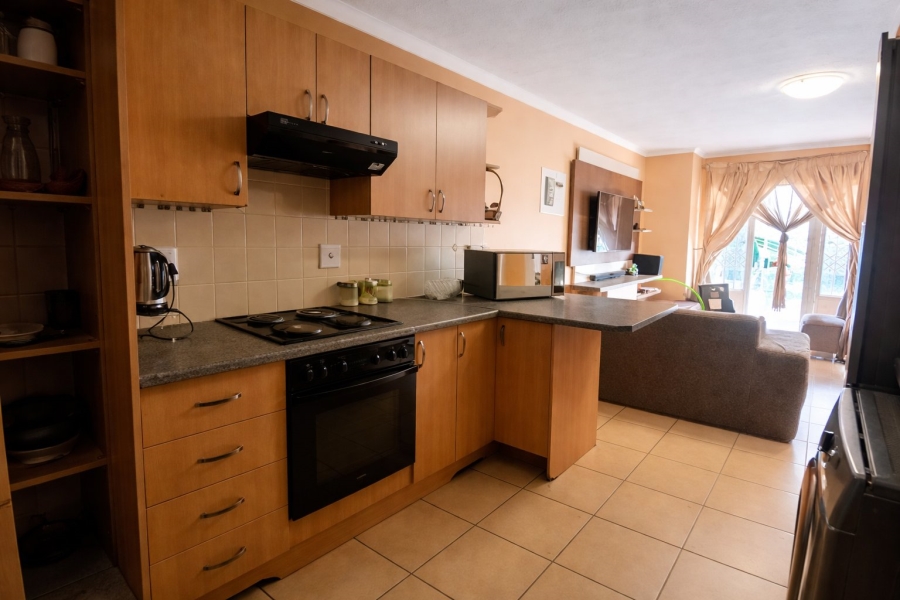 To Let 2 Bedroom Property for Rent in Castleview Gauteng