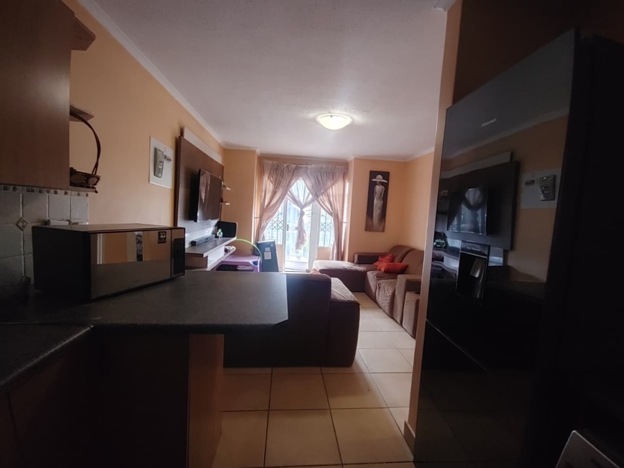 To Let 2 Bedroom Property for Rent in Castleview Gauteng