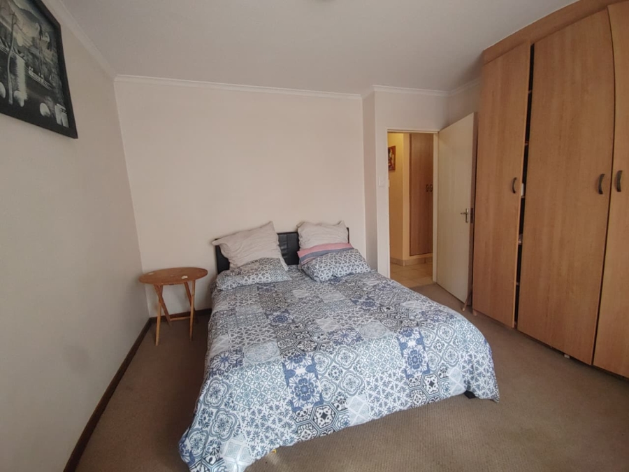 To Let 2 Bedroom Property for Rent in Castleview Gauteng
