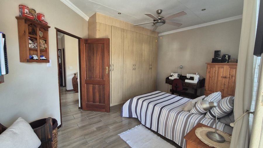 3 Bedroom Property for Sale in Ninapark Gauteng