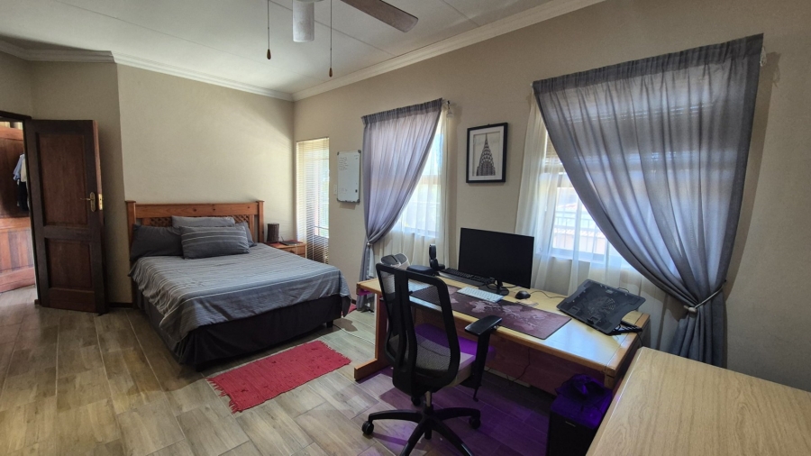 3 Bedroom Property for Sale in Ninapark Gauteng