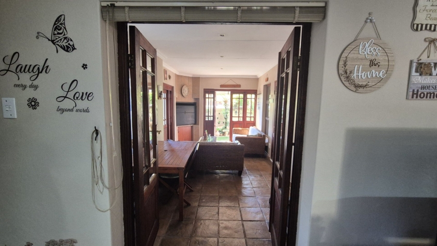 3 Bedroom Property for Sale in Ninapark Gauteng