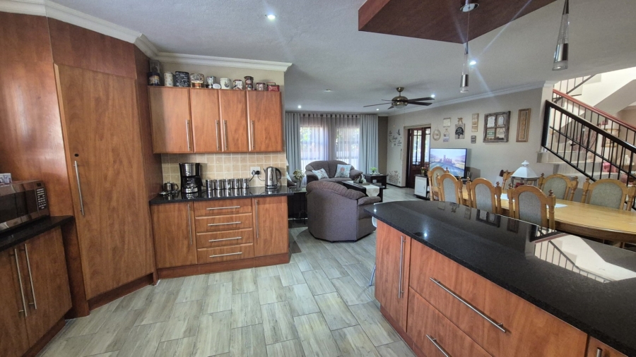 3 Bedroom Property for Sale in Ninapark Gauteng