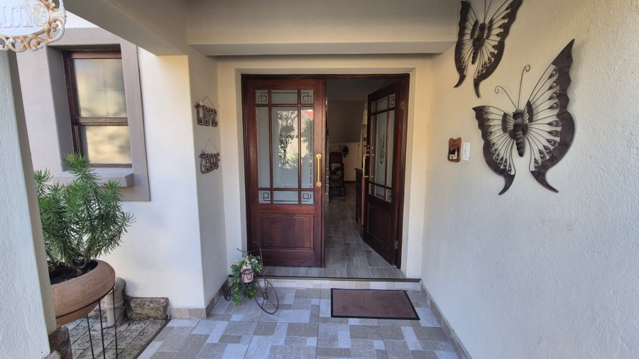 3 Bedroom Property for Sale in Ninapark Gauteng