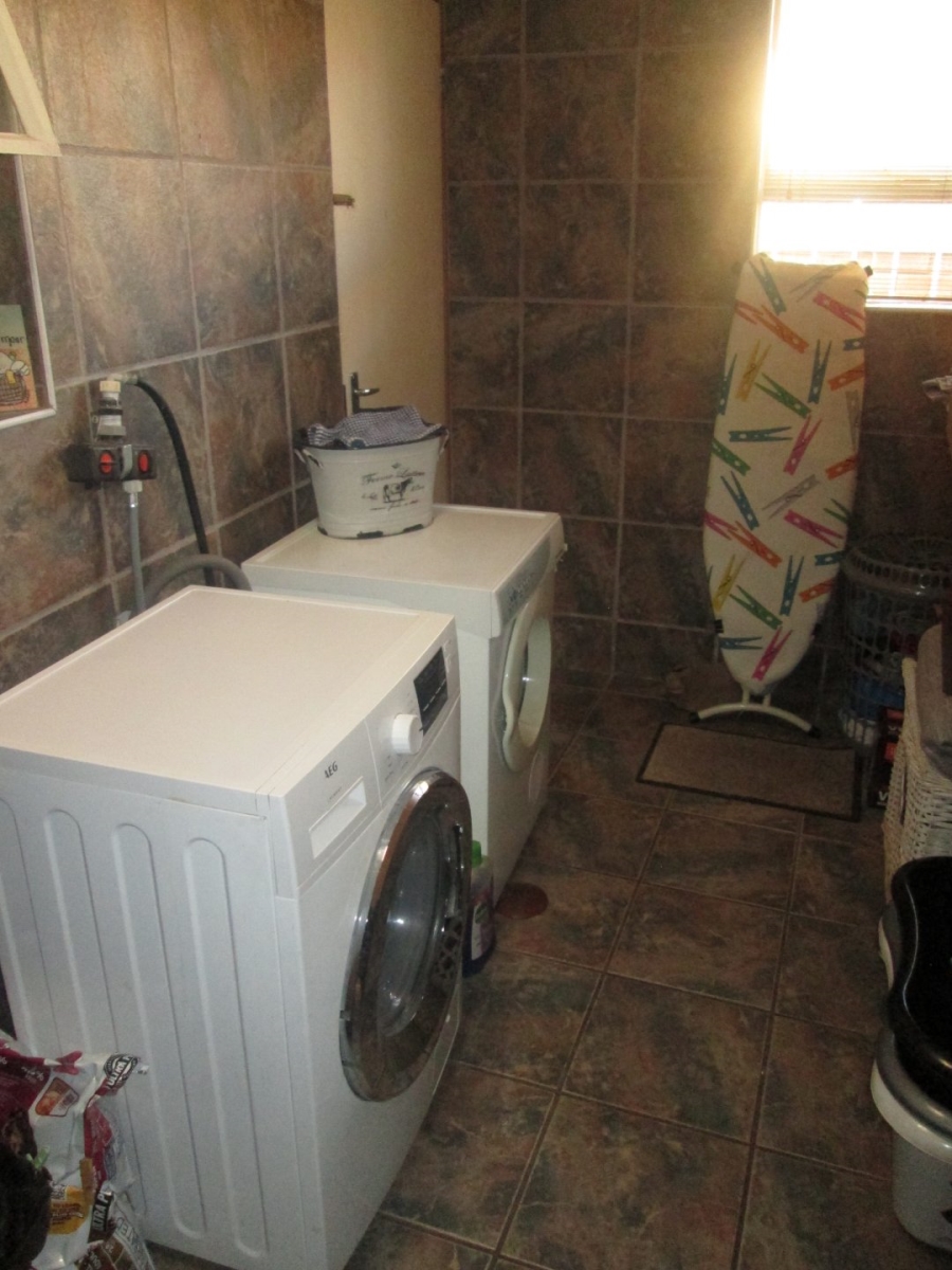 4 Bedroom Property for Sale in Beyers Park Gauteng