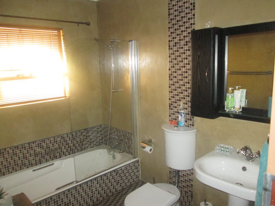 4 Bedroom Property for Sale in Beyers Park Gauteng