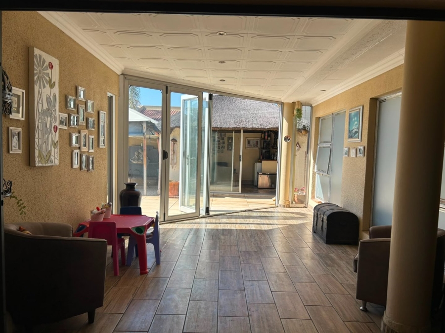4 Bedroom Property for Sale in Beyers Park Gauteng