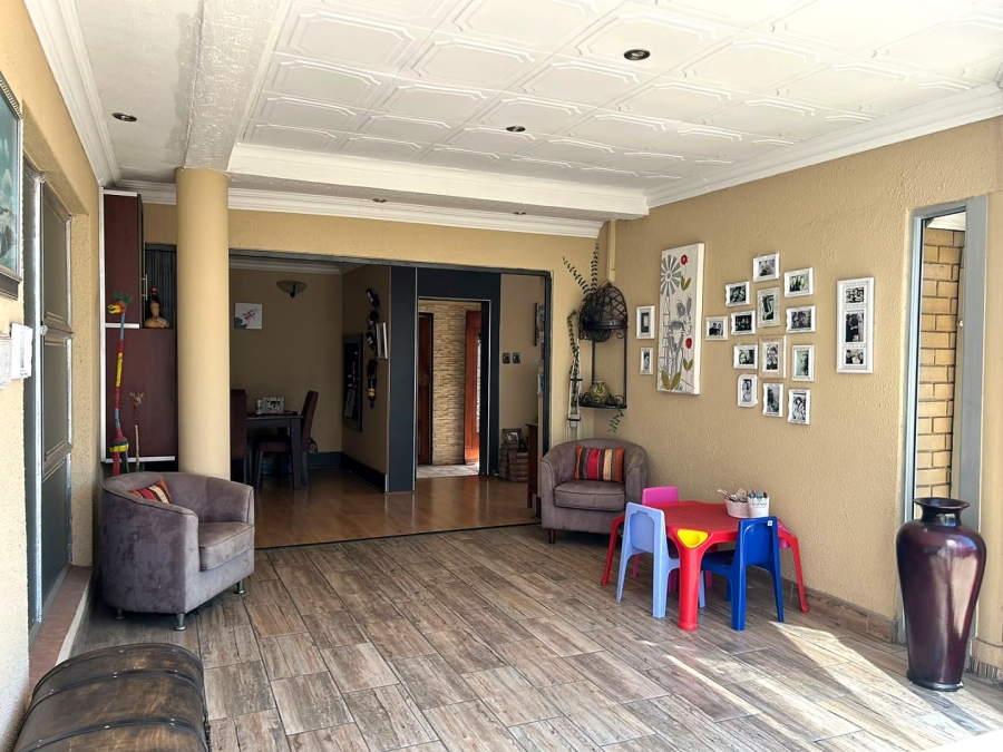4 Bedroom Property for Sale in Beyers Park Gauteng