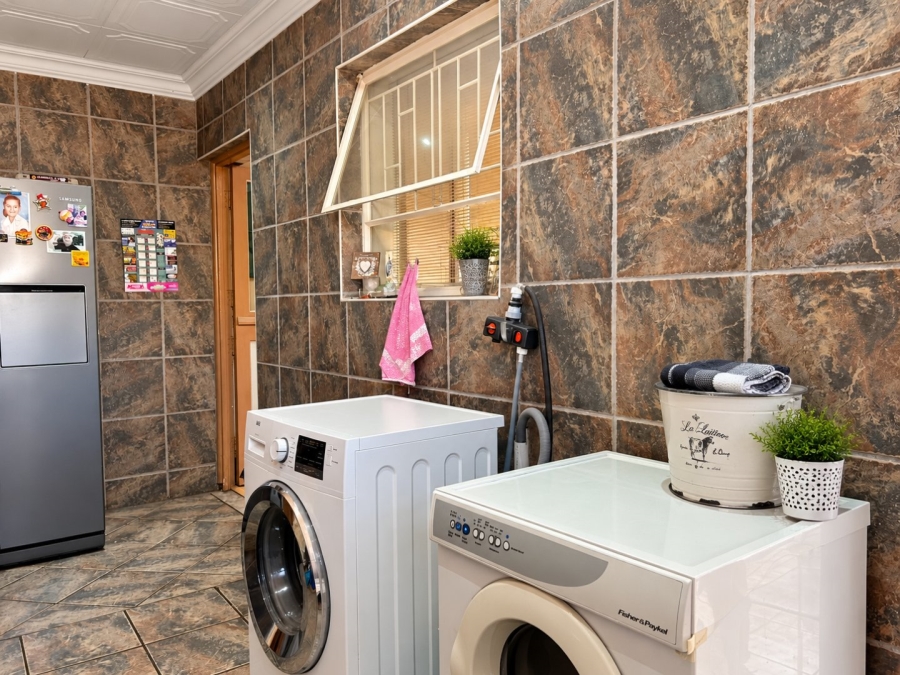 4 Bedroom Property for Sale in Beyers Park Gauteng
