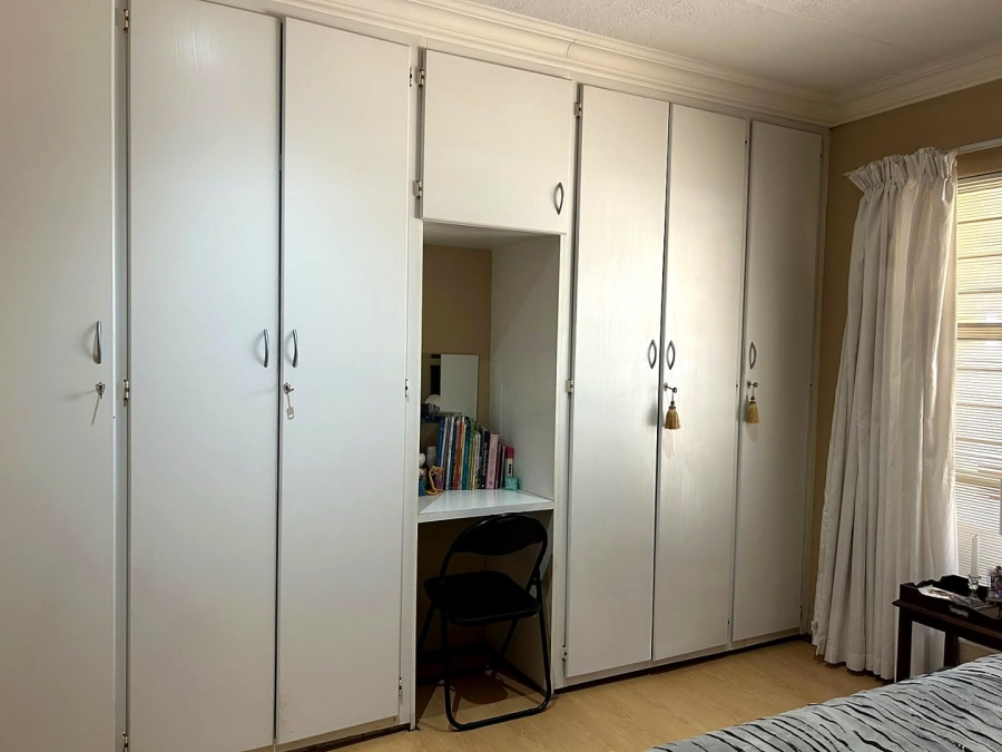 4 Bedroom Property for Sale in Beyers Park Gauteng