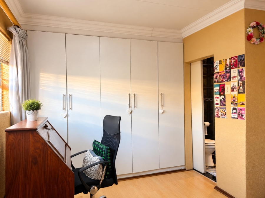 4 Bedroom Property for Sale in Beyers Park Gauteng