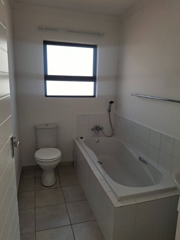 3 Bedroom Property for Sale in Windmill Park Gauteng