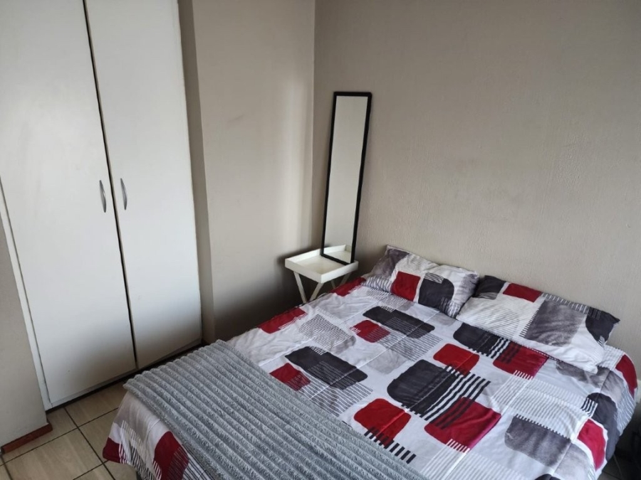 1 Bedroom Property for Sale in Elspark Gauteng