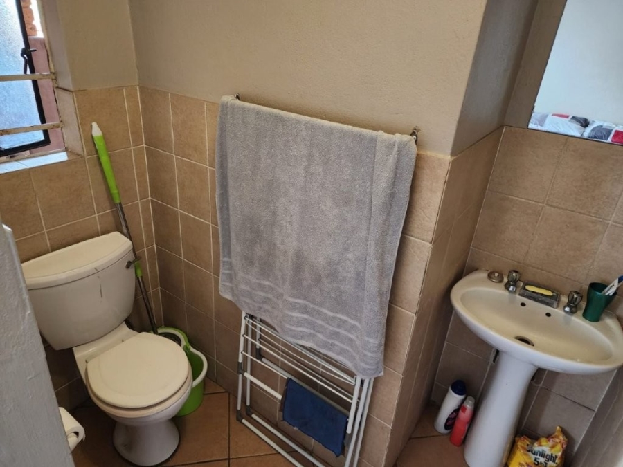 1 Bedroom Property for Sale in Elspark Gauteng