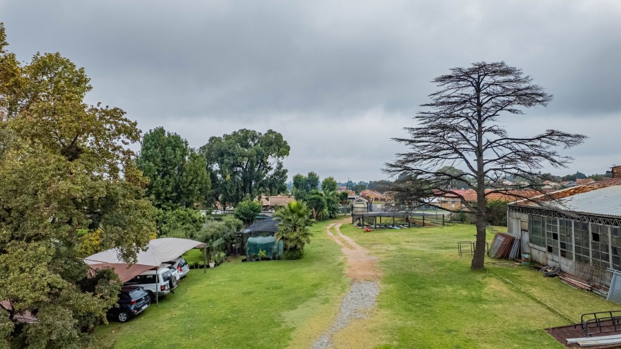 Commercial Property for Sale in Chloorkop Gauteng