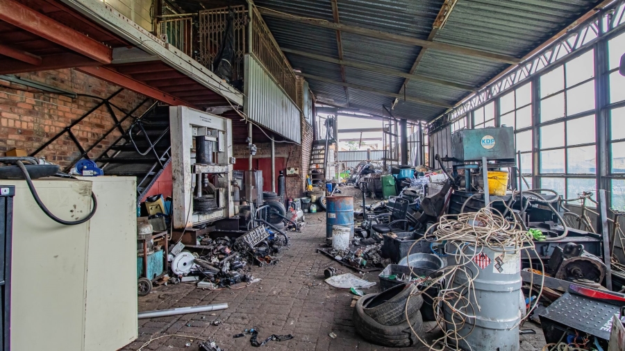 Commercial Property for Sale in Chloorkop Gauteng